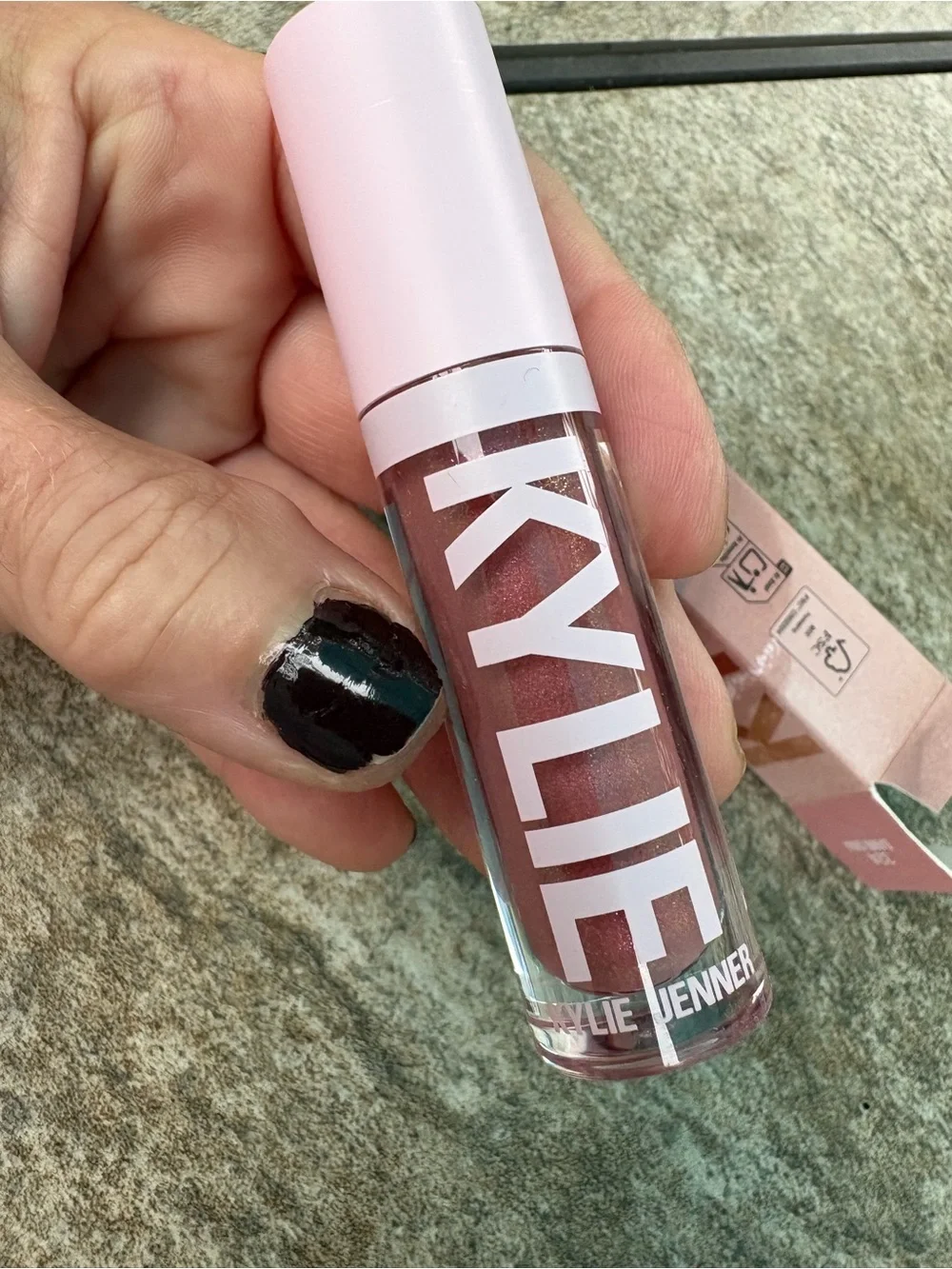 Kylie Lipgloss Bundle with Heart Glitter Stud Earrings - Pink Sparkle